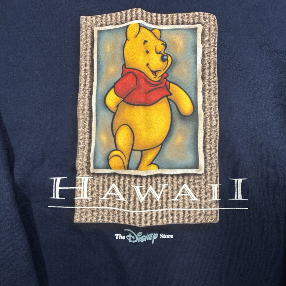 Vintage Disney Store Winnie The Pooh Sweatshirt Large Navy Blue Hawaii Made USA - Picture 3 of 7
